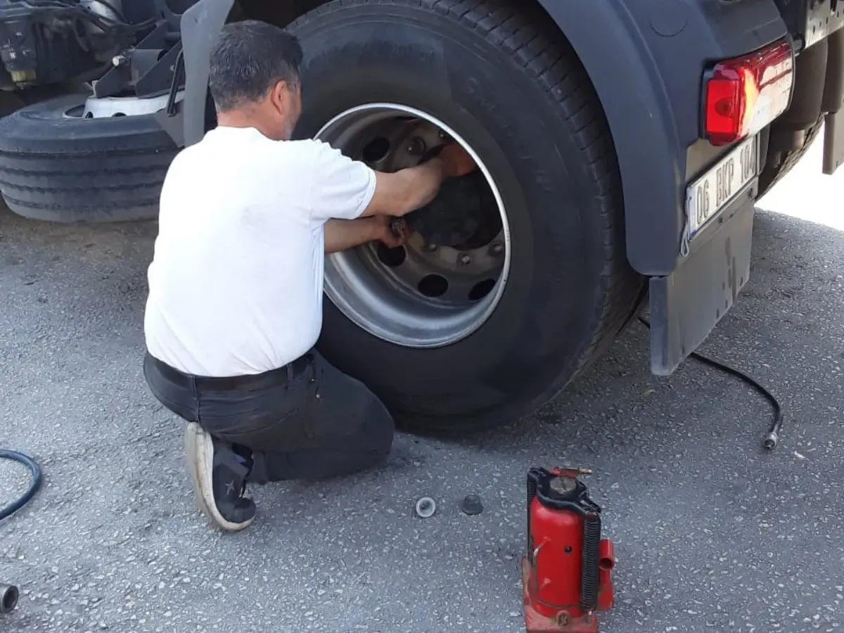 Gerger Oto Lastikçi